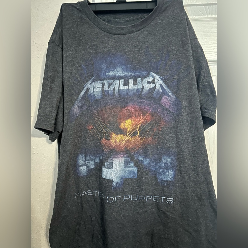 Men’s Metallica Shirt